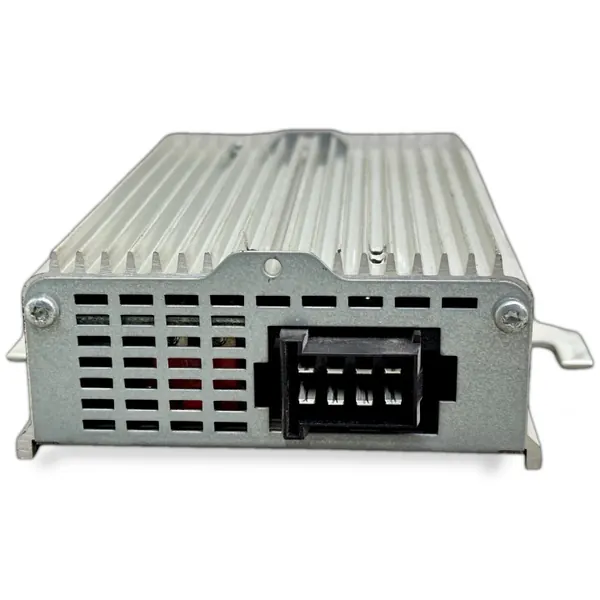 Convertidor de voltaje OEM 20724977 - Pieza Volvo usada image 5
