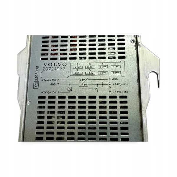 Convertidor de voltaje OEM 20724977 - Pieza Volvo usada image 6