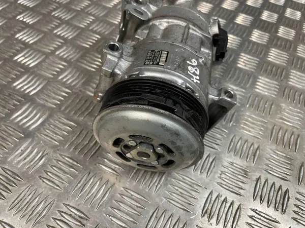 Compresor de aire acondicionado Peugeot OE 9828684880 image 4