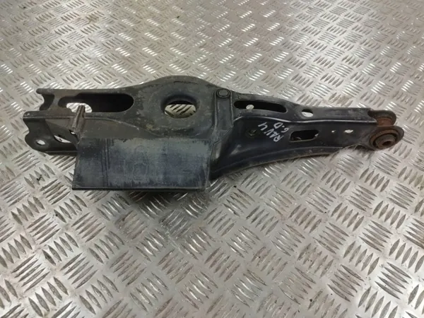 ESP2530 bakfjädringsstöd höger sida Toyota RAV4 image 2