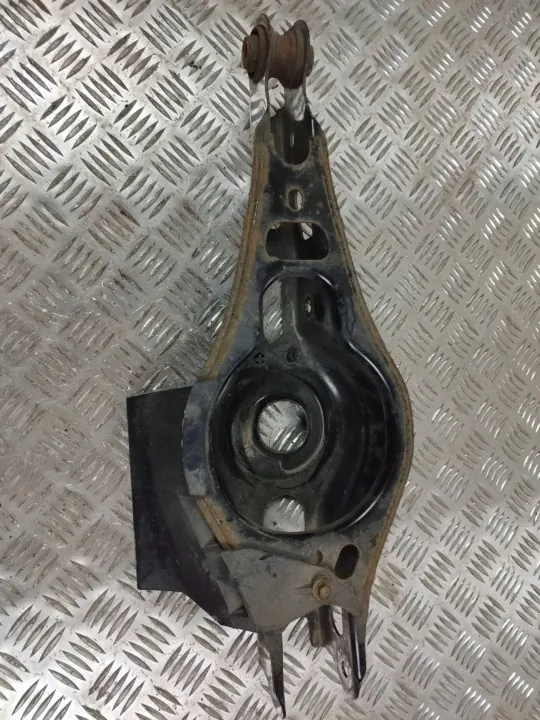 ESP2530 bakfjädringsstöd höger sida Toyota RAV4 image 3
