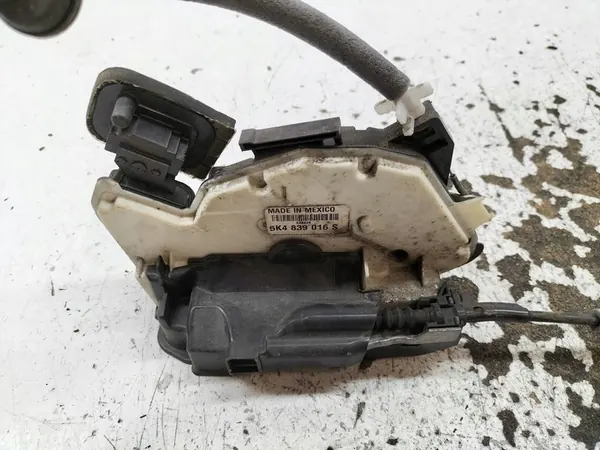 Bakdörrlås VW Volkswagen Passat VIII B8 image 4