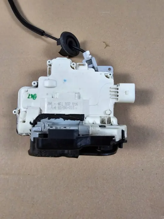 Atuador de Fechadura Central Dianteira Direita Audi A6 A8 image 3