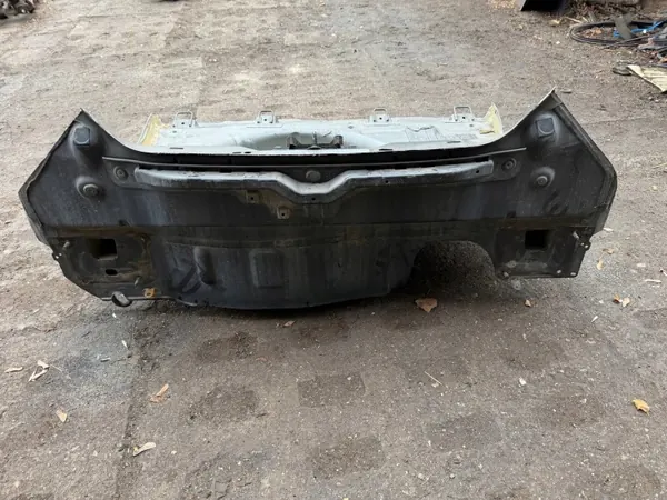 Ford Fiesta MK7 Taka-Polttoainesäiliö OEM NIEZNANY22221VA image 3