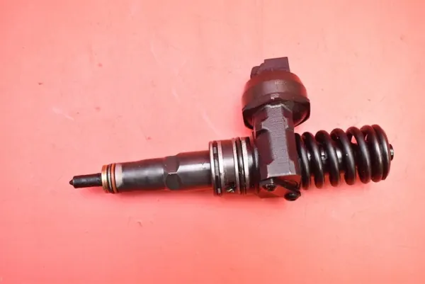 Pompe d'injection OEM 0414720230 pour Skoda Superb 1.9 TDI image 3