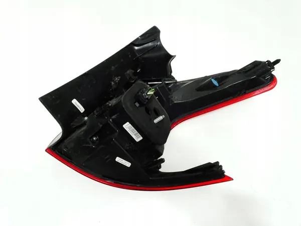 PEUGEOT 2008 LIFT - LÁMPARA TRASERA IZQUIERDA image 3