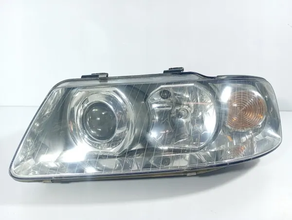 Left Headlight Audi A3 8L 00-03 OE 15389500 image 2
