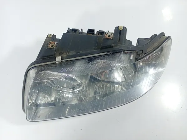 Left Headlight Audi A3 8L 00-03 OE 15389500 image 5