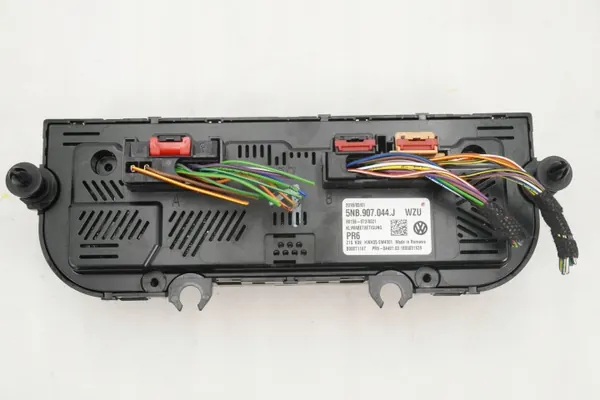 Ilmastointipaneeli VW Tiguan OEM 5NB907044J image 5