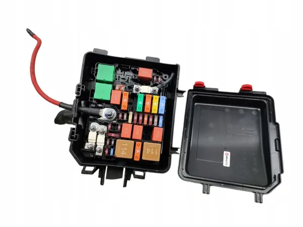 Zekeringkast Jeep Avenger OEM 9824510780 (2022-) image 2