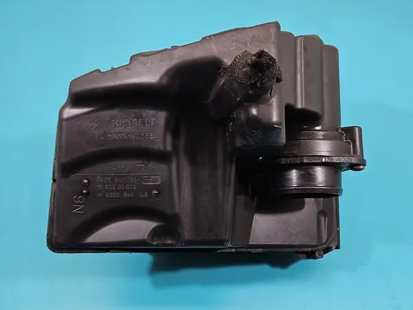 Ilmansuodattimen kotelo Renault Megane III 2.0 CVT 16V OEM 8200947664B image 2