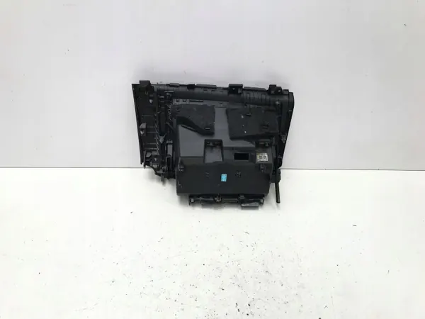 OEM 2607192X Boîte à gants passager pour BMW X1 U11 image 3