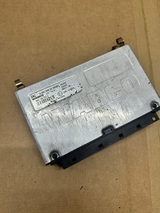 MERCEDES ACTROS MP4 EBS WABCO Module A0014463236 image 1