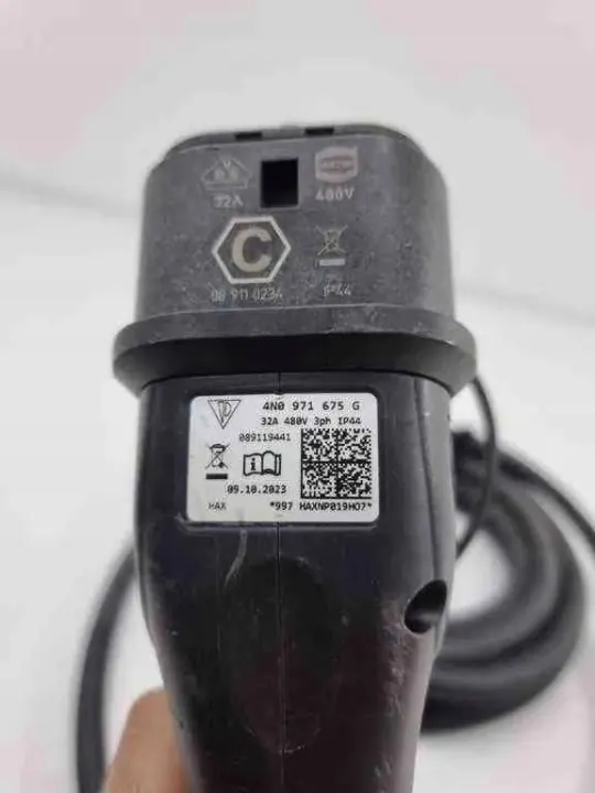 Porsche Batteriekabel OEM 4N0971675 - Gebraucht image 5