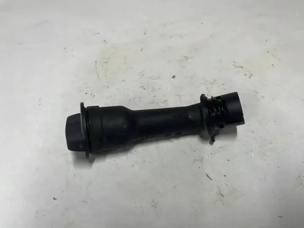 Tampa de enchimento de óleo Dodge RAM 1500 OEM 4893298AA - Usado image 2