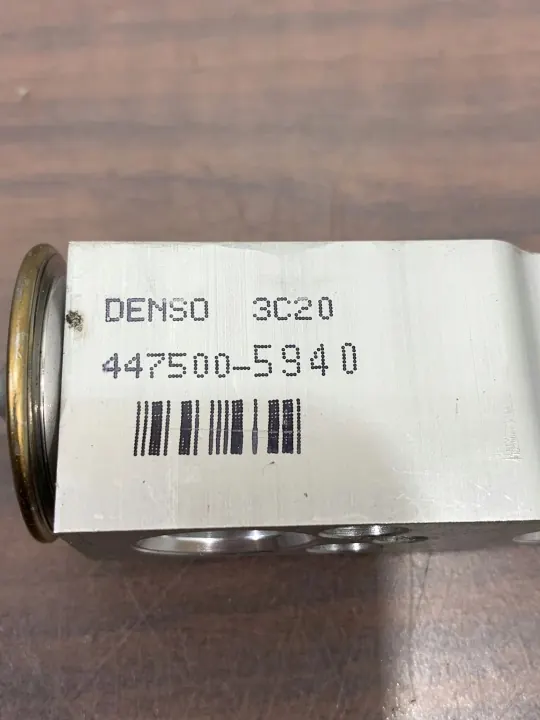 Toyota A/C expansionsventil OEM 4475005940 image 6