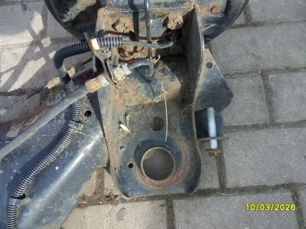 Bakaxelbalk OEM OŚ TYLNA BELKA FORD FIESTA MK6 image 10