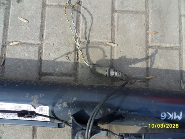 Bakaxelbalk OEM OŚ TYLNA BELKA FORD FIESTA MK6 image 4