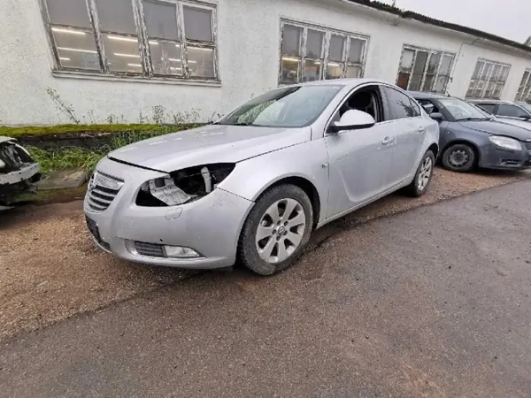 Collecteur d'échappement OEM 55565985 pour Opel Insignia 2.0L image 6