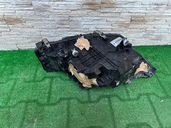 Lâmpada LED BMW 5 G30 Esquerda image 2