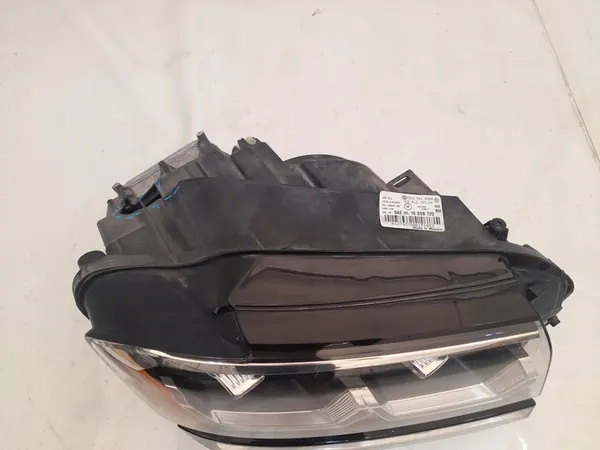 VW Atlas 18-24 Oikea Etu Full LED Valo 3CN941036B image 2