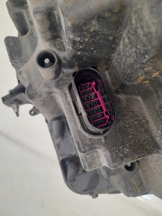 VW Atlas 18-24 Oikea Etu Full LED Valo 3CN941036B image 7