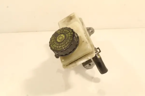 Jarrupumppu Toyota Avensis II T25 2.0 OEM 251134 image 4