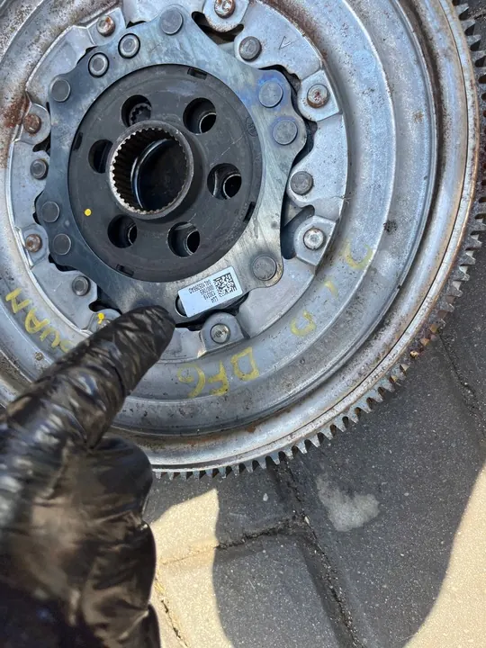 Volante Duplo 04L105266AD Skoda VW Seat Audi 2.0 TDI image 5