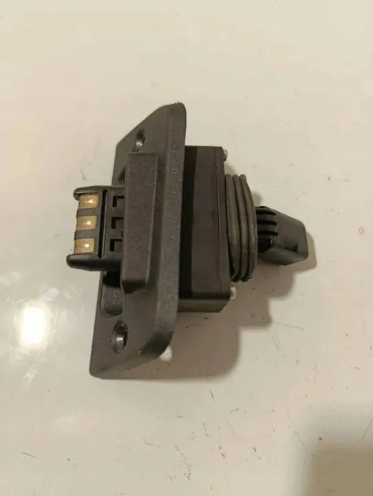 Deurcontactschakelaar OEM 7E0907438 voor VW Transporter image 5