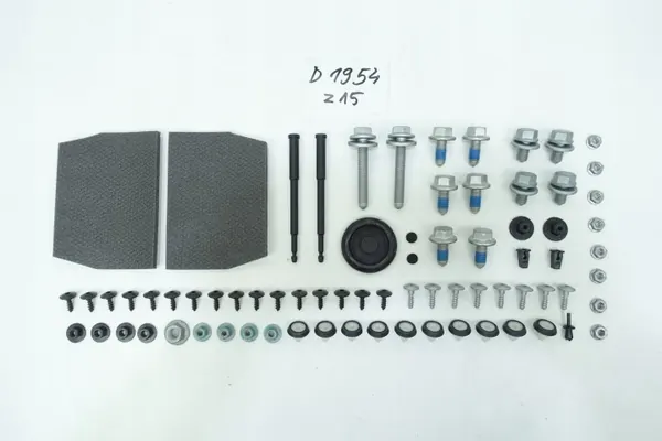 Bumperboutenset achter Audi A5 8W OEM V04017001BD image 2