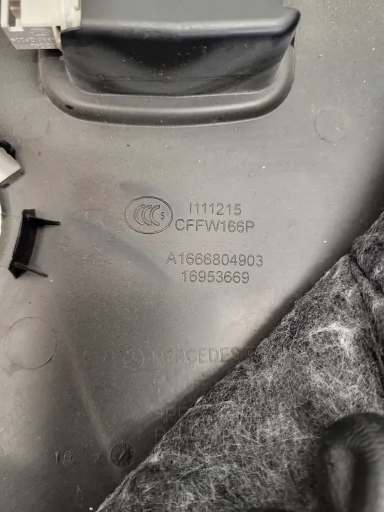 Pieza delantera Mercedes-Benz OEM A1666804903 Usada image 5