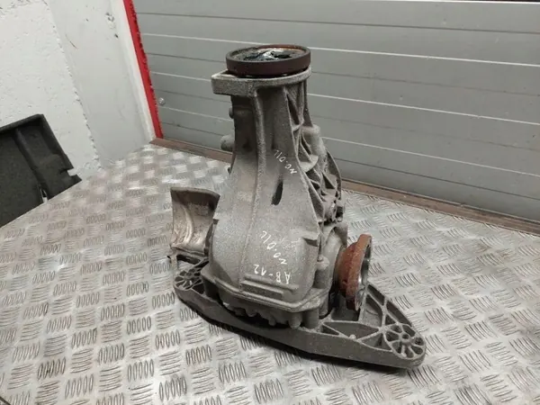 Begagnad Audi OE Bakaxel Differential 0AR525053E image 8