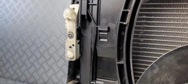 Chłodnice chłodnica cieczy klimatyzacji wentylator BMW F20 F21 F22 LCI 1,5T image 10