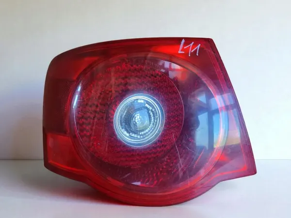 Luz trasera LED izquierda OEM 518671808 para Jetta image 2