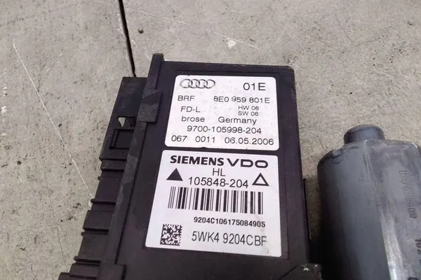 Mecanismo de vidro traseiro esquerdo AUDI A6 8E0839461B image 5