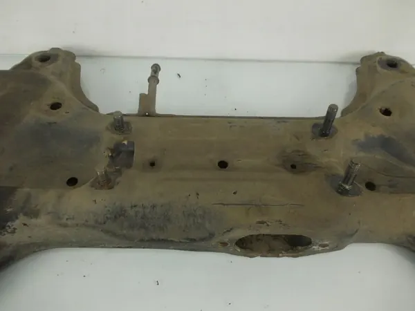 Travesaño Hyundai i20 08-14 usado OEM 0415U43 image 7