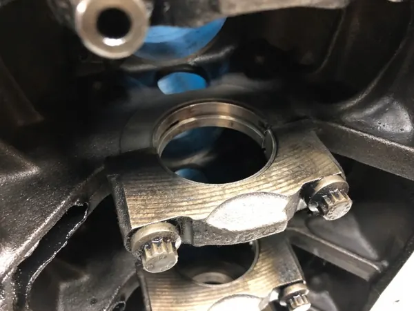 Mercedes OM613 motorblok OEM 6130110101 image 4