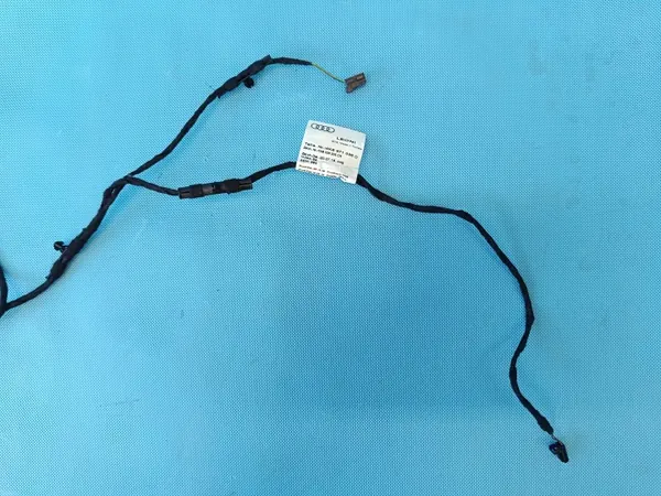 OEM 4KE971036D Sivukaapeli Oikea Etu Audi Q8 e-tron image 3