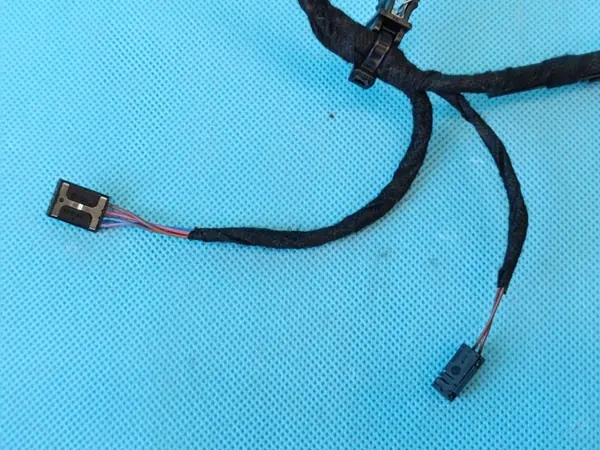 OEM 4KE971036D Sivukaapeli Oikea Etu Audi Q8 e-tron image 7