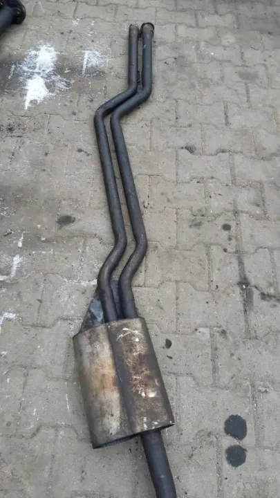 Mercedes-Benz W123 2.5 Essence Silencieux RBC2627 image 3