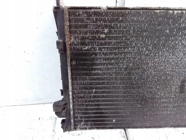 Radiador de agua OPEL VIVARO 1.9L Diesel 2005 OEM 91166000 image 7