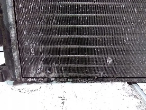 Radiador de agua OPEL VIVARO 1.9L Diesel 2005 OEM 91166000 image 9