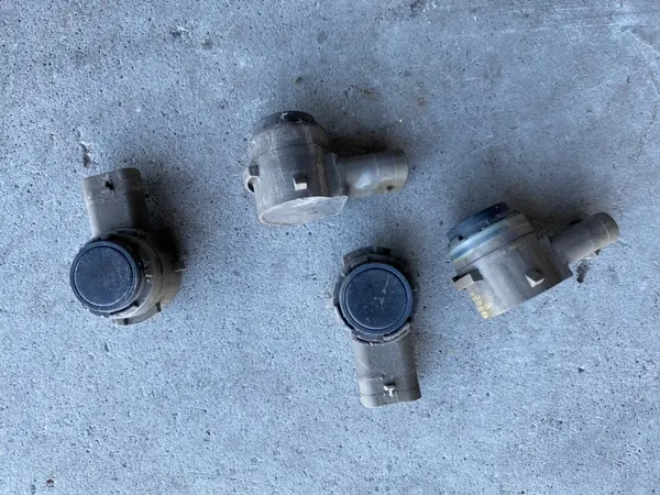 Sensor de aparcamiento trasero Ford Transit Connect MK2 NU5T-15K859-BC image 2