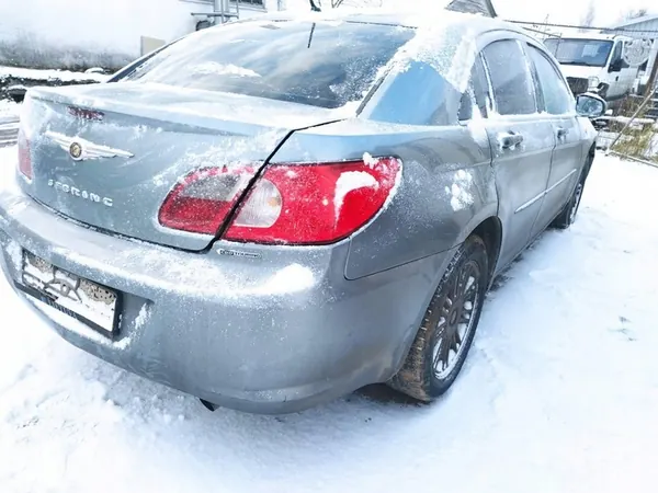 Chrysler Sebring Motoroljepanna 2008 2.0L 03G103603AA image 9