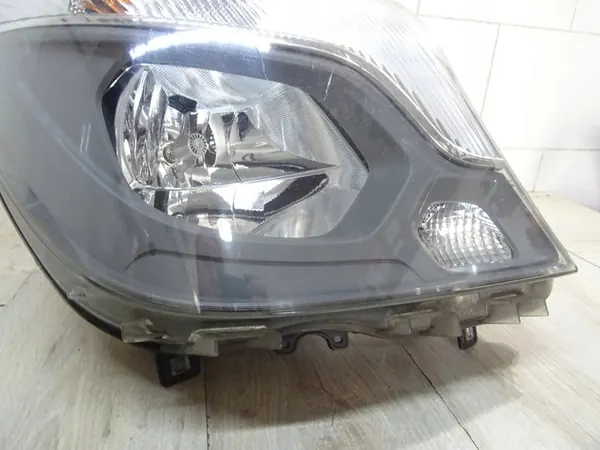 Faros derecho Mercedes-Benz Sprinter W906 2015 image 7