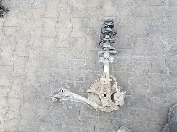 VW UP MII CITIGO 11-16 1.0 B MPI Sospensione Anteriore Sinistra image 4