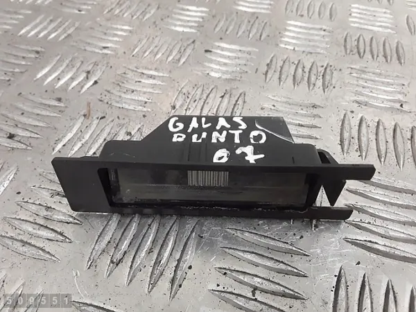 Plaque d'immatriculation OEM 51762788 pour Alfa Mito 08- image 2