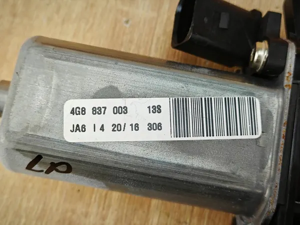 Motor da porta dianteira esquerda Audi A7 C7 4G8837003 image 3