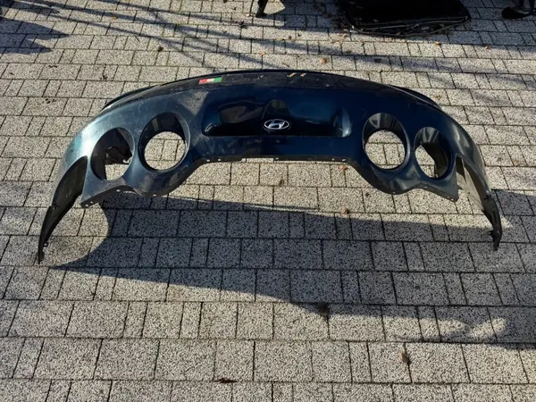 Para-choques dianteiro HYUNDAI COUPE II OEM usado image 5