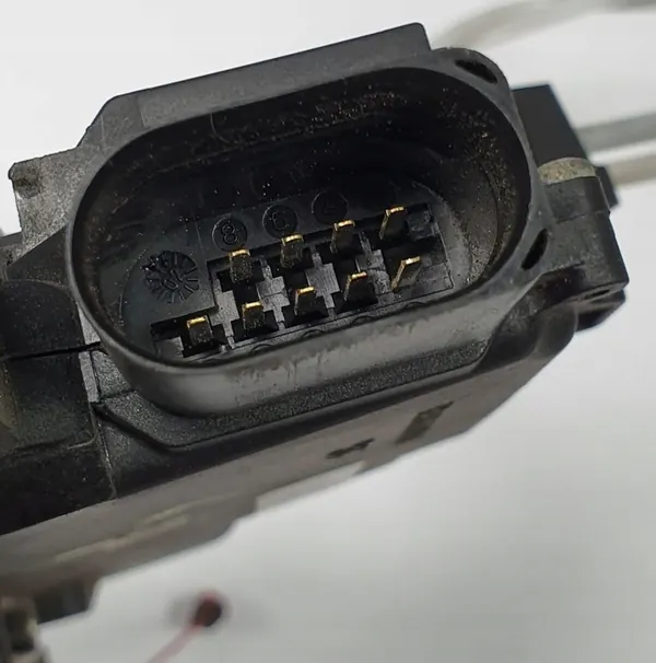 Vänster Framdörrslås Audi TT 8N 8N1837015B image 3